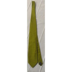 Tino Cosma necktie is crafted in Italy Green